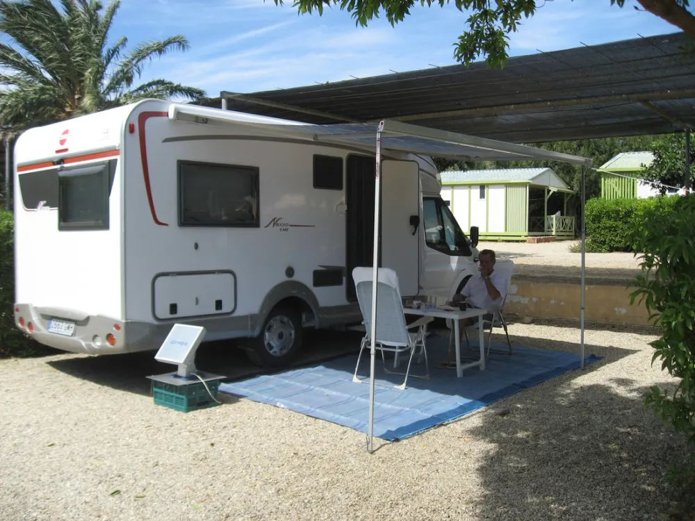 Camping Los Escullos