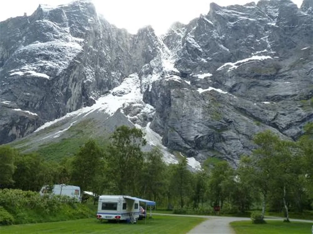 Trollveggen Camping