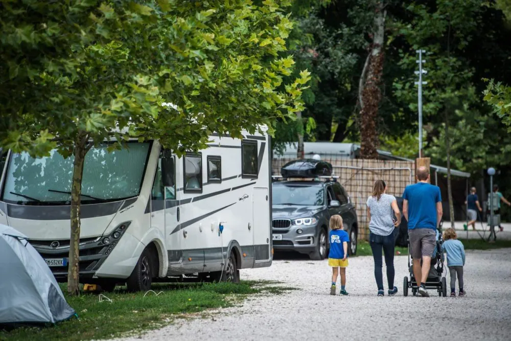 Arena Camping & Guesthouse Budapest