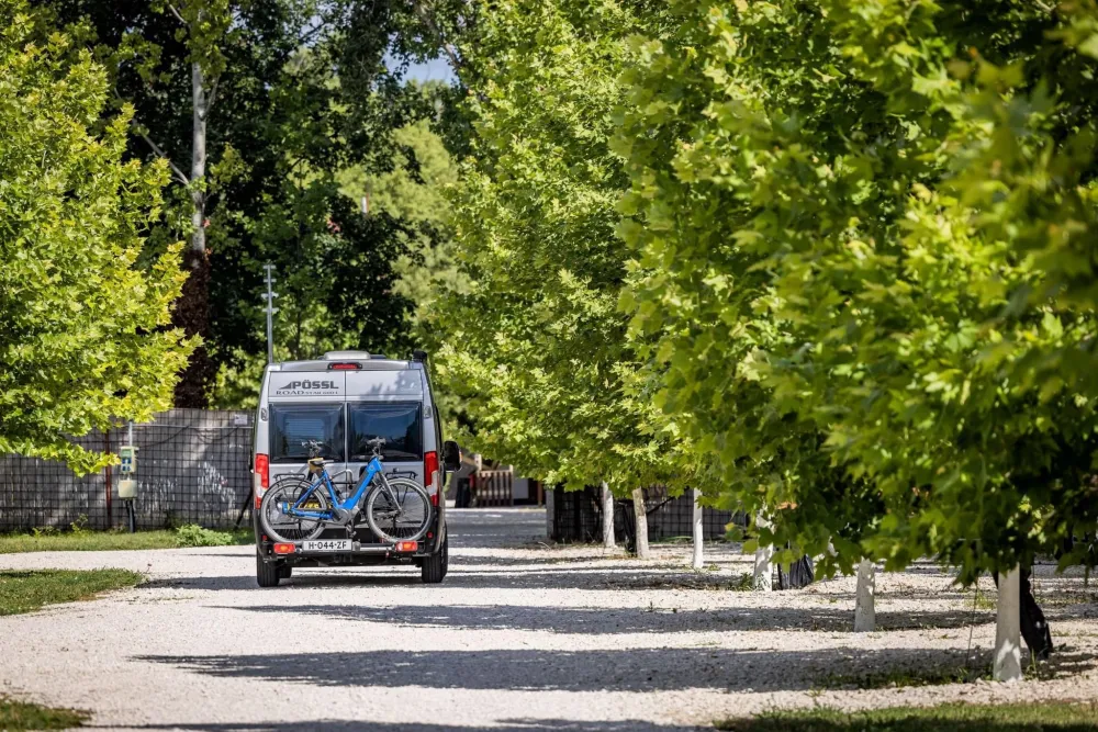 Arena Camping & Guesthouse Budapest