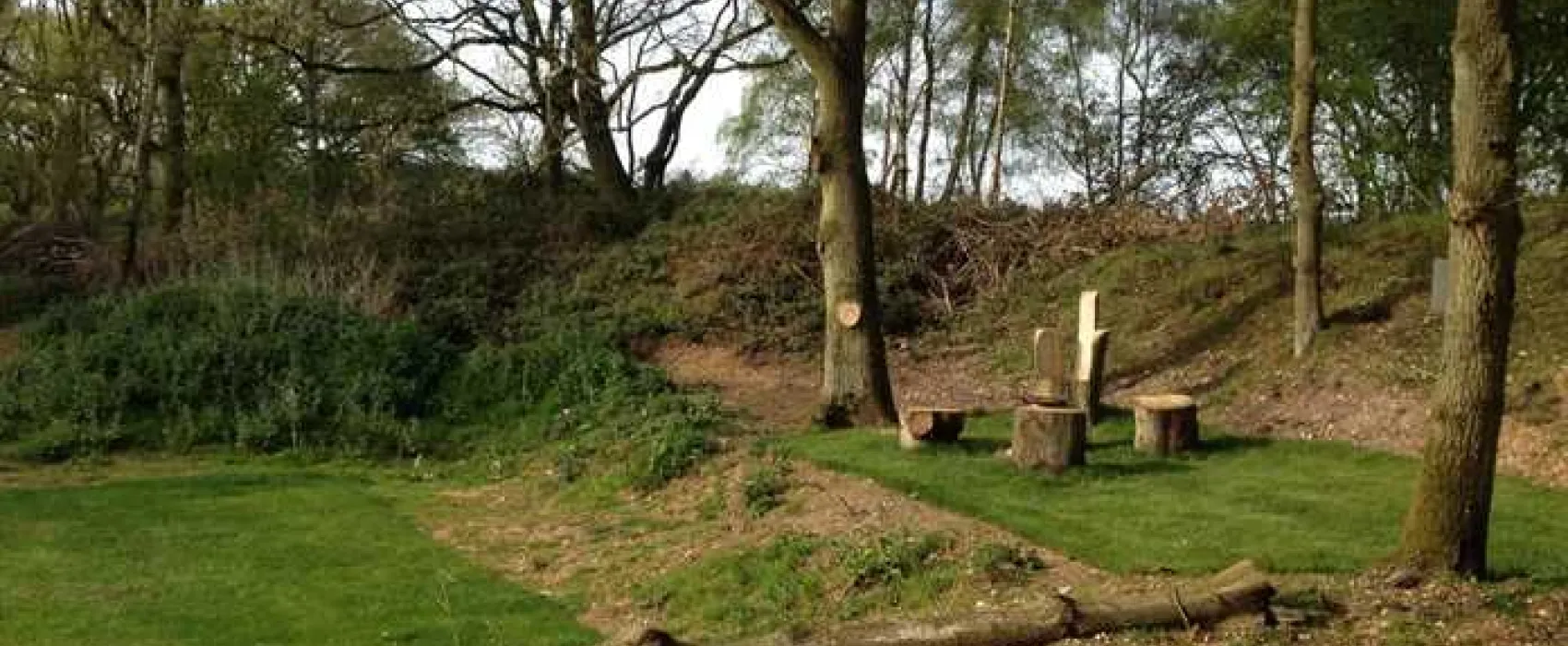 Dreamy Hollow Woodland Campsite and WW1 Trenches
