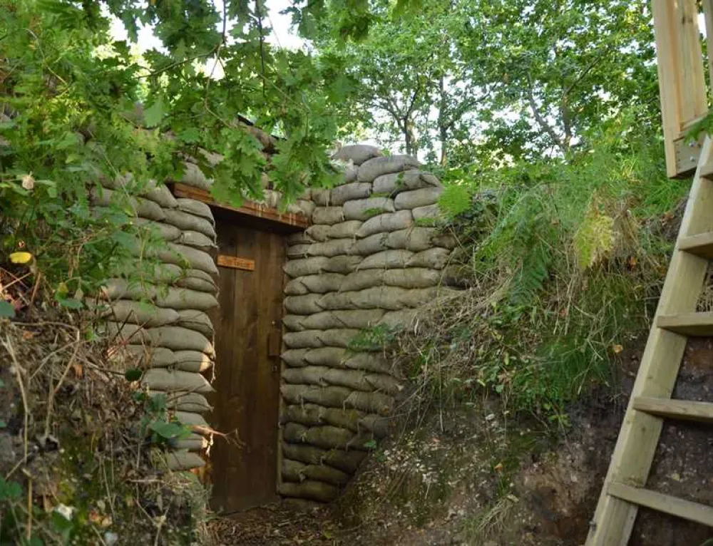 Dreamy Hollow Woodland Campsite and WW1 Trenches