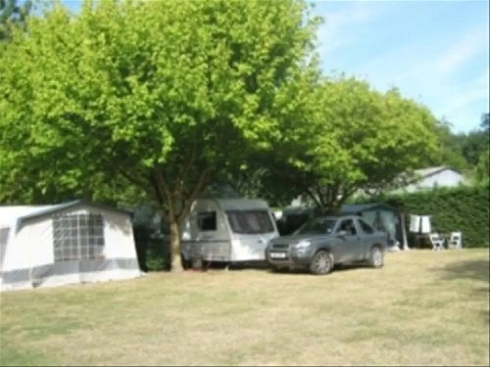 Camping Chant Des Oiseaux