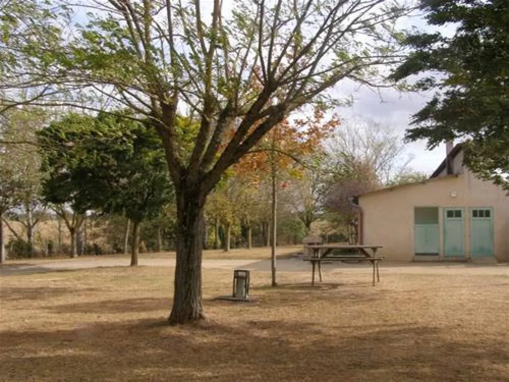 Camping Municipal De Valderies