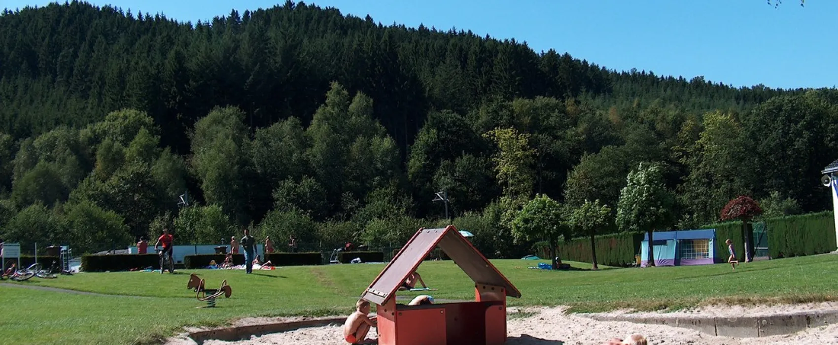 Camping Les Neufs Pres