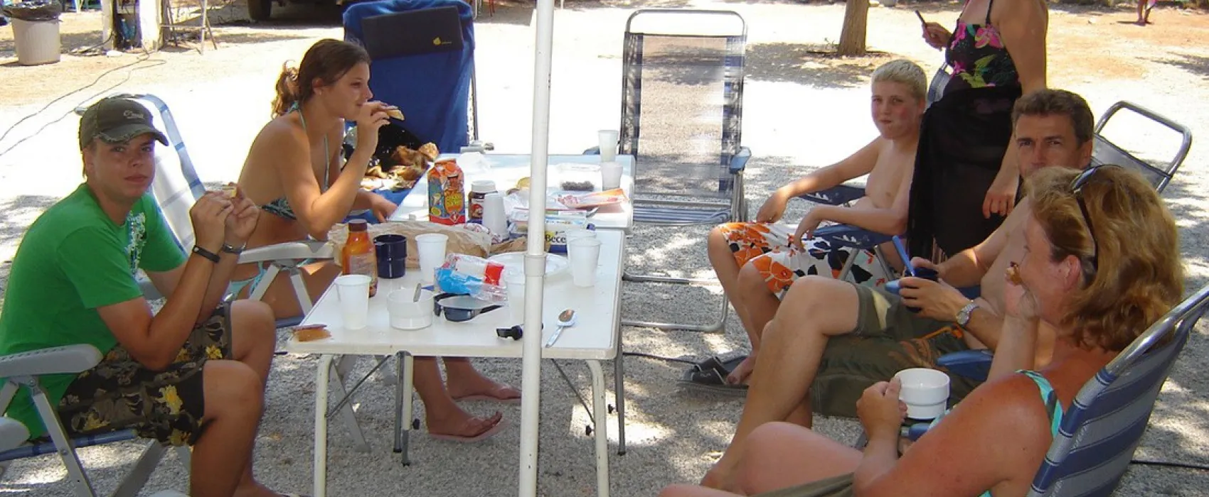 Akrata Beach Camping