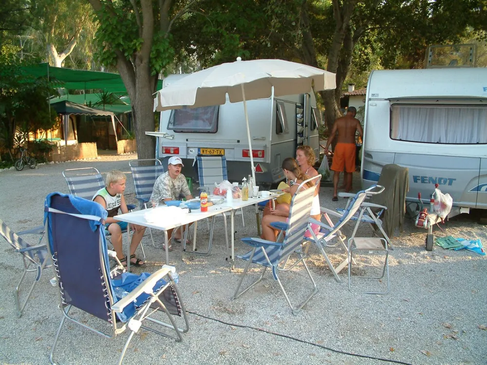Akrata Beach Camping