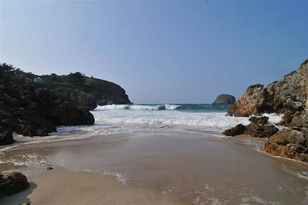 Camping Playa De Troenzo