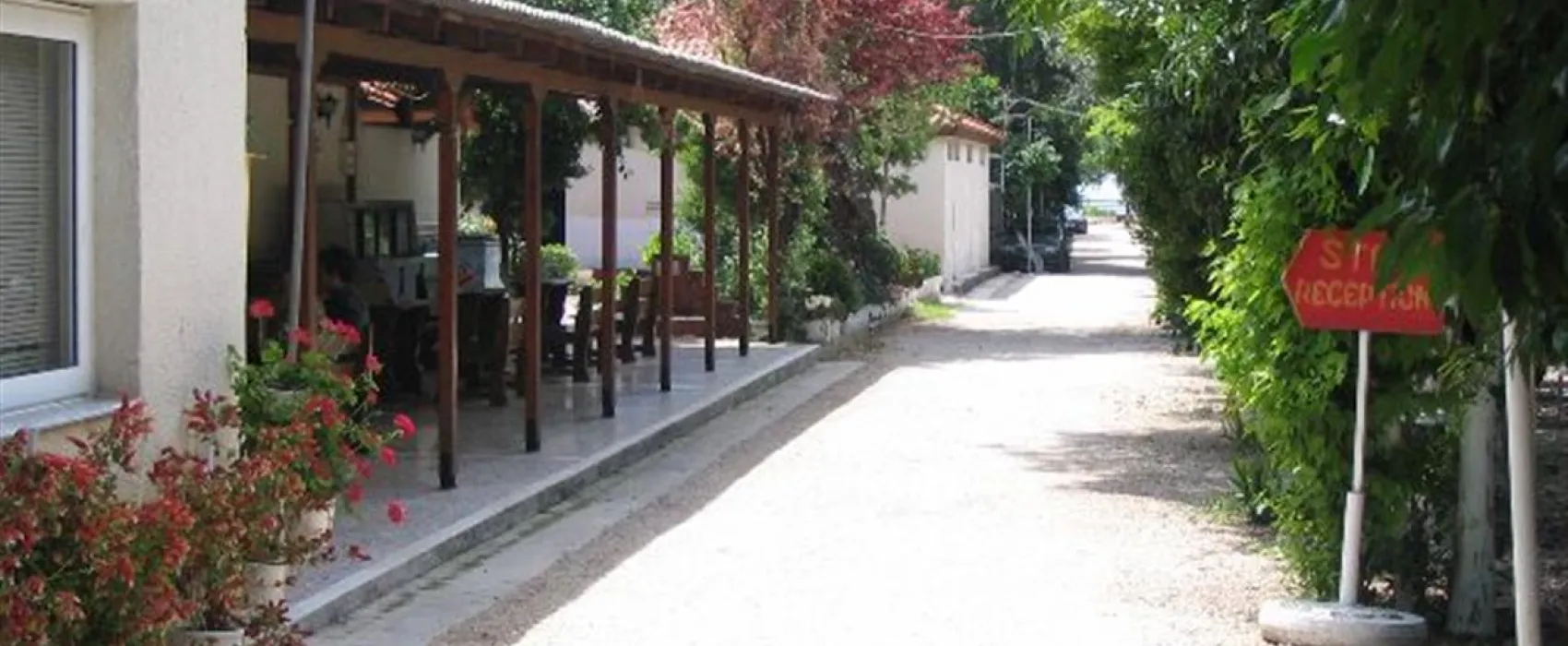 Campsite Assini Beach