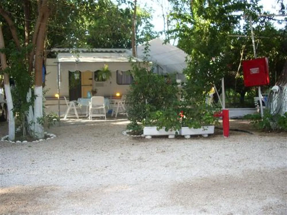 Campsite Assini Beach