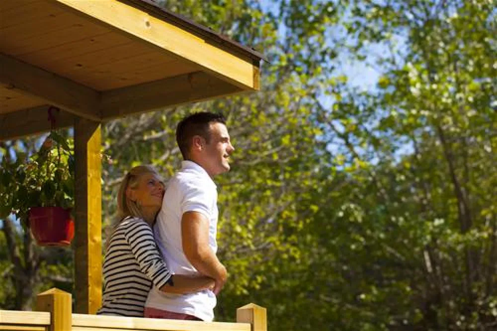 Holiday Resort and Autocamp Medveja