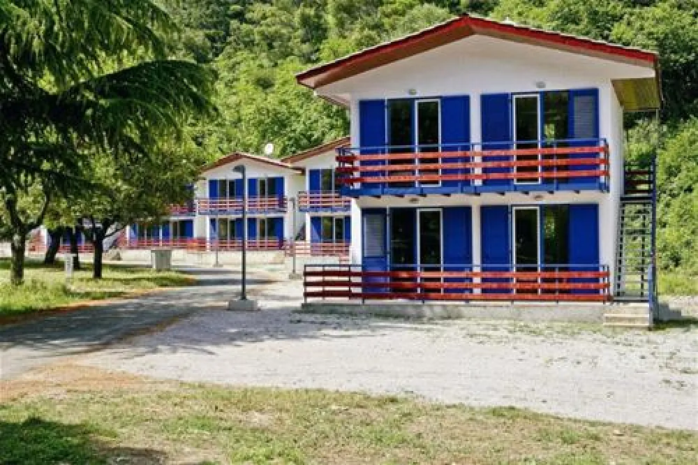 Holiday Resort and Autocamp Medveja