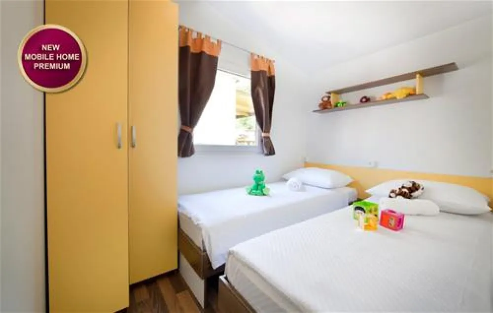 Holiday Resort and Autocamp Medveja