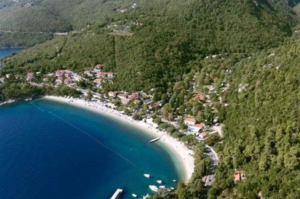 Holiday Resort and Autocamp Medveja