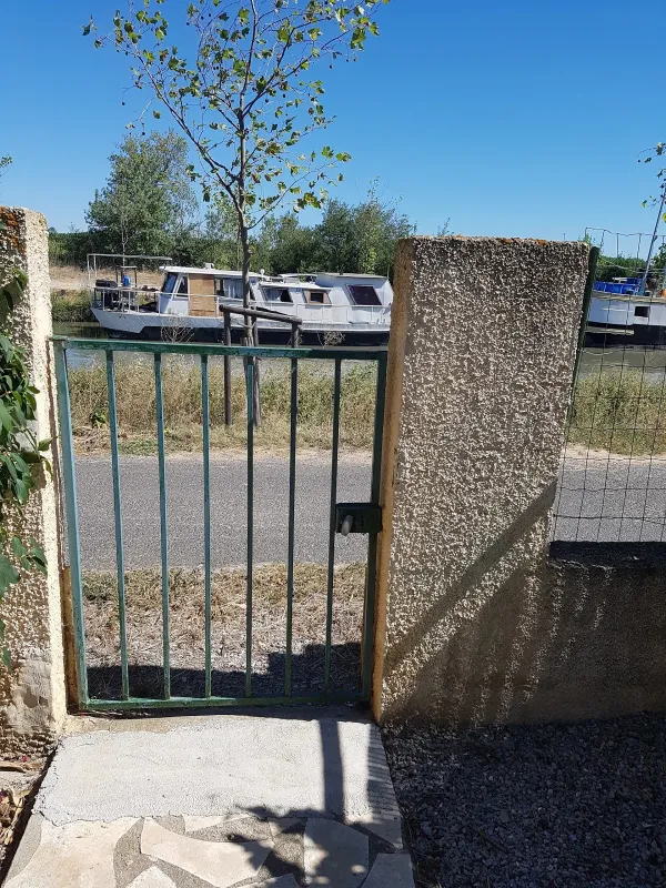 Camping Les Berges du Canal  