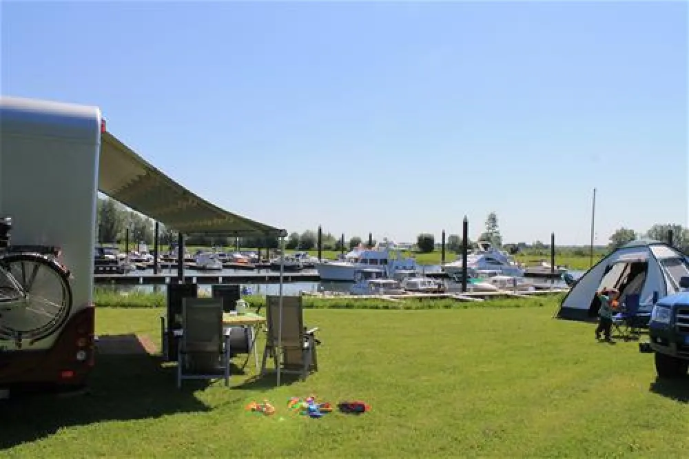 Camping Dorado Beach