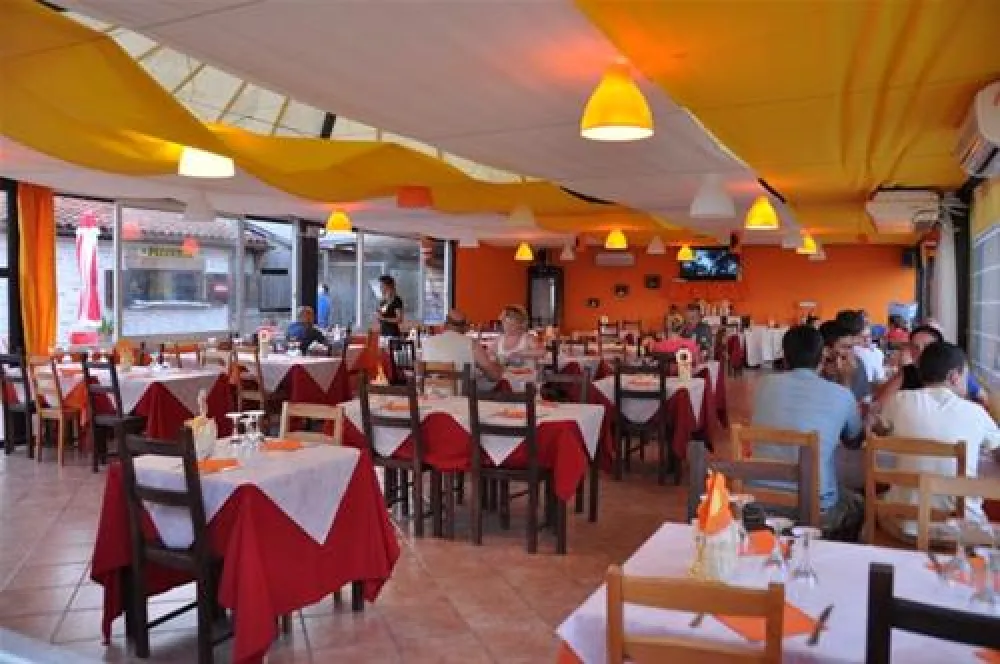 Campeggio Roma Flash Sporting