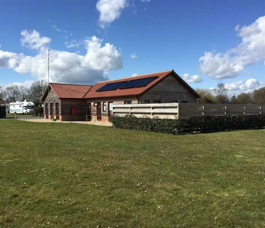 Cakes and Ale Holiday Park