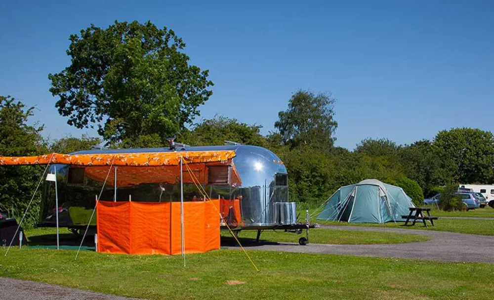 Cakes and Ale Holiday Park