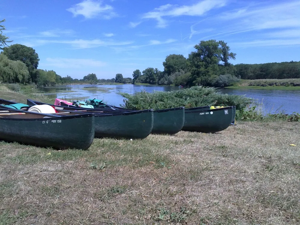 Camping Municipal Du Gue De Loire