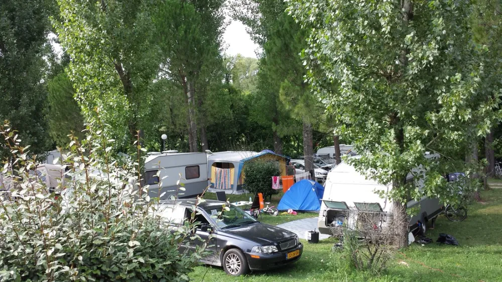 Camping Le Graniers