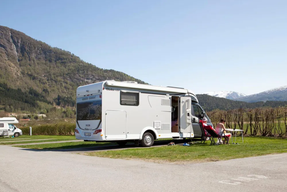 Førde Gjestehus og Camping