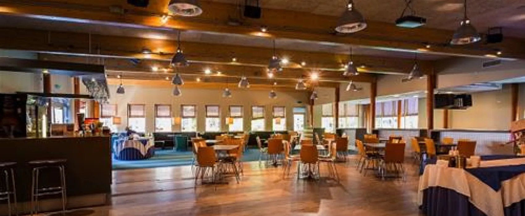 Roosta Holiday Village