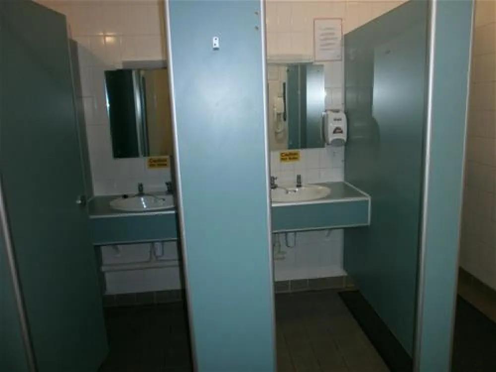 Camping And Caravanning Club Site Salisbury