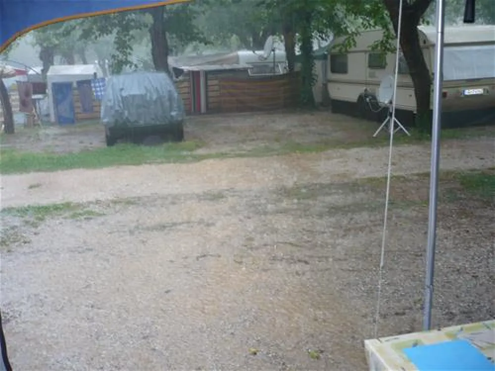 Camping Zelena Laguna