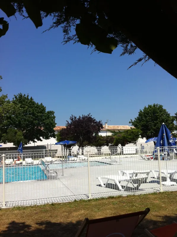 Flower Camping Bel Air