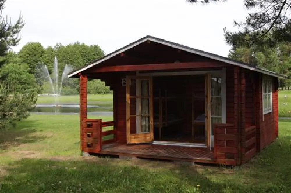 Lepanina Hotel and Camping