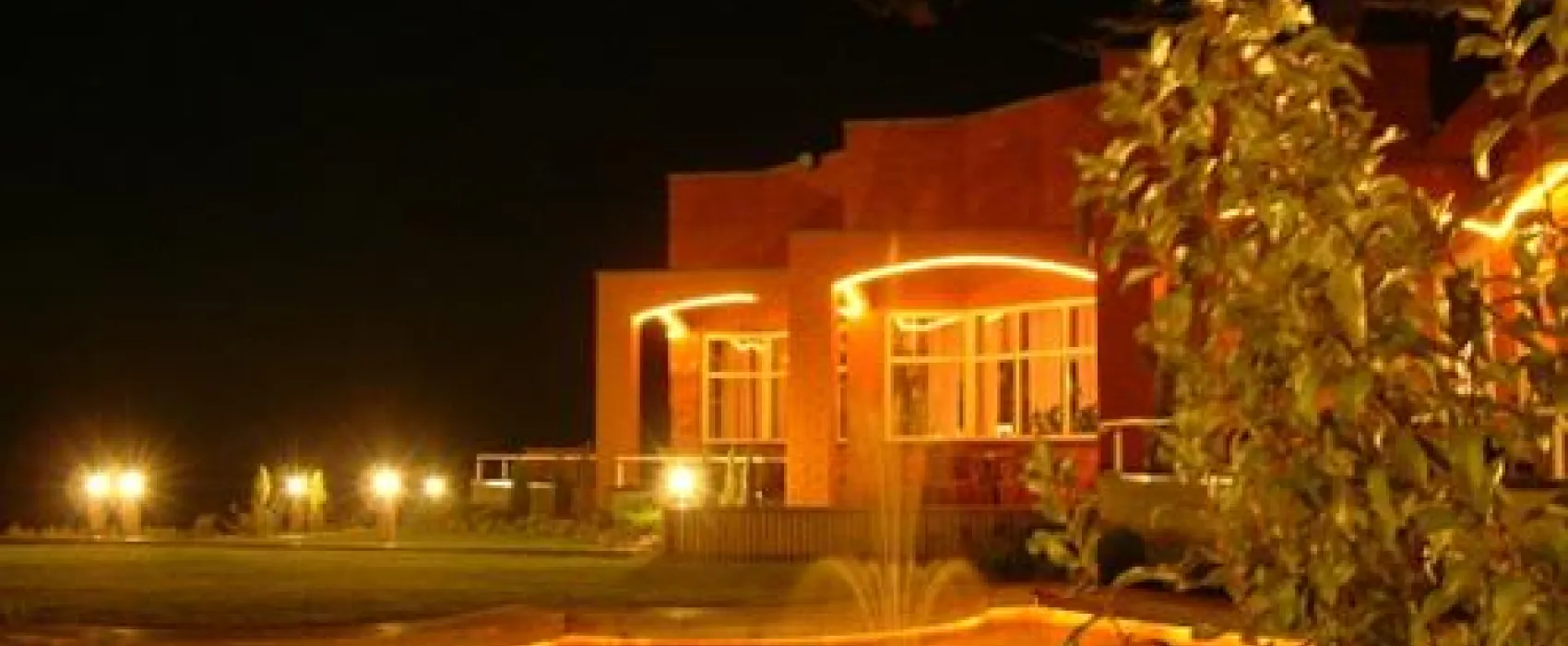 Lepanina Hotel and Camping