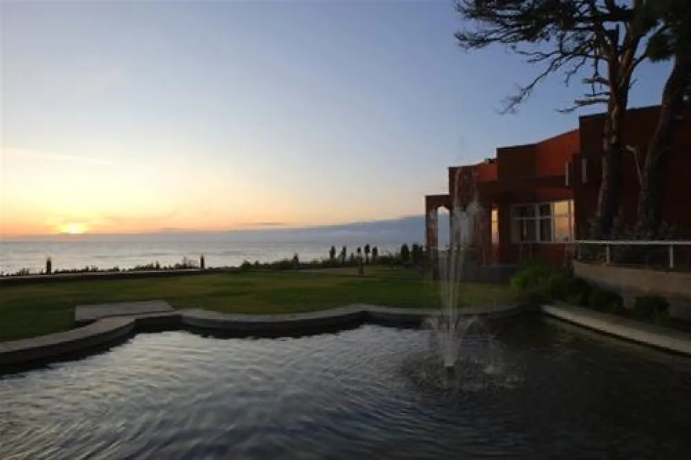 Lepanina Hotel and Camping