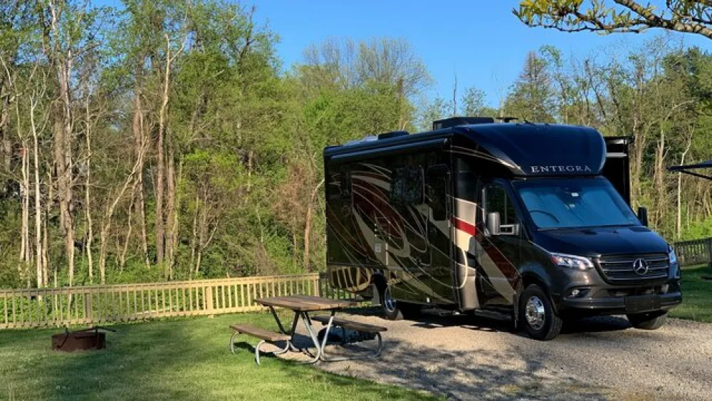 Pine Cove Beach Club & RV Resort