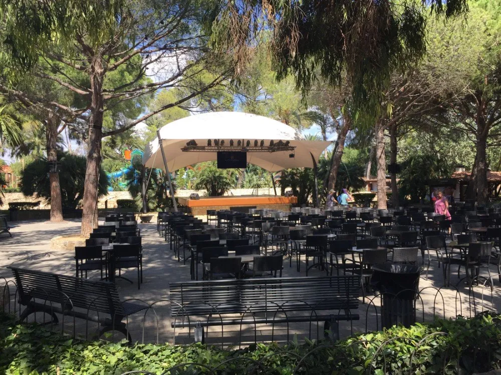 Playa Montroig Camping Resort