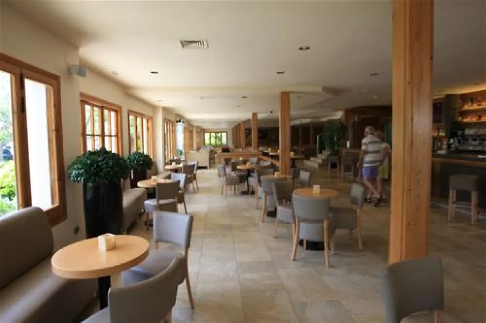 Playa Montroig Camping Resort