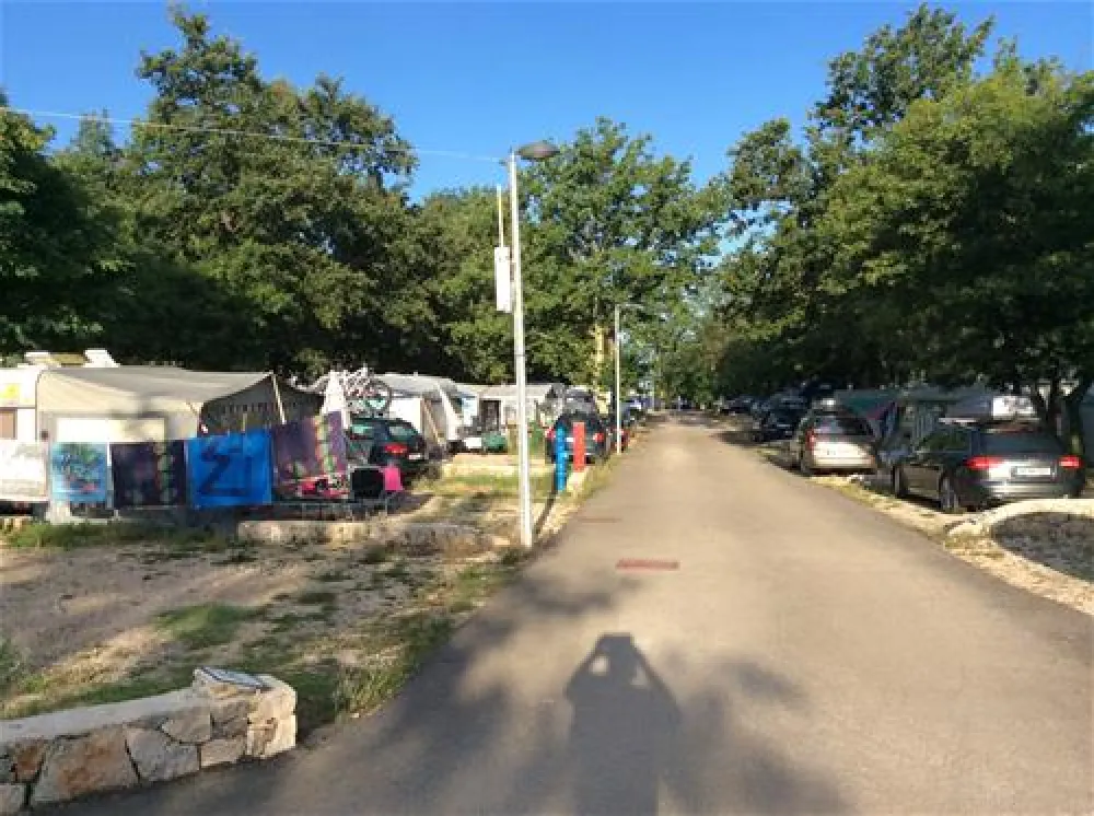 Camping Njivice