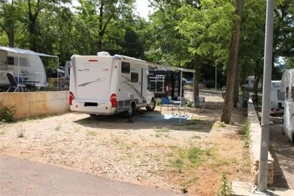 Camping Njivice