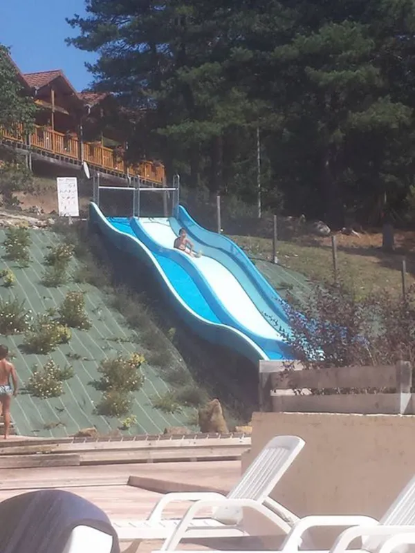 Camping Les Trois Sources  