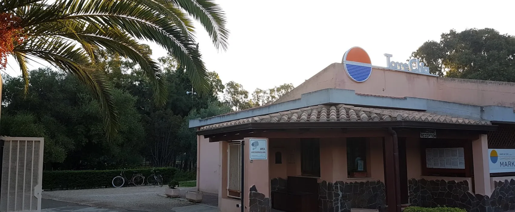 Campeggio Torre Chia