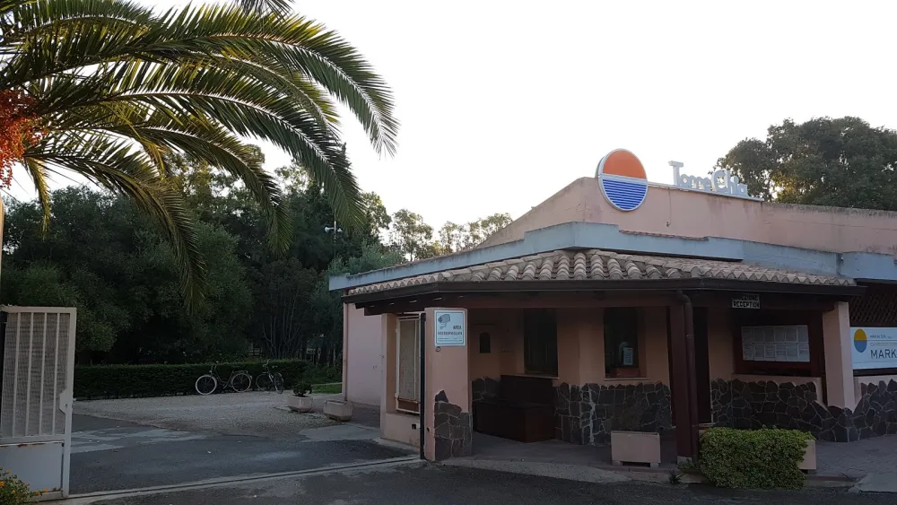 Campeggio Torre Chia