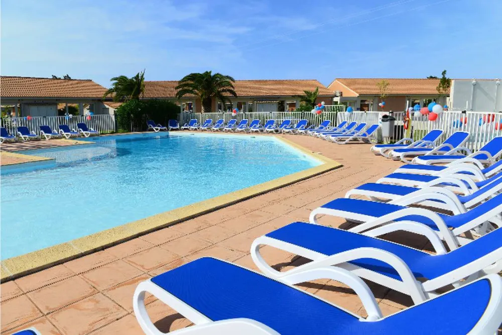 Village Club Côté Canal