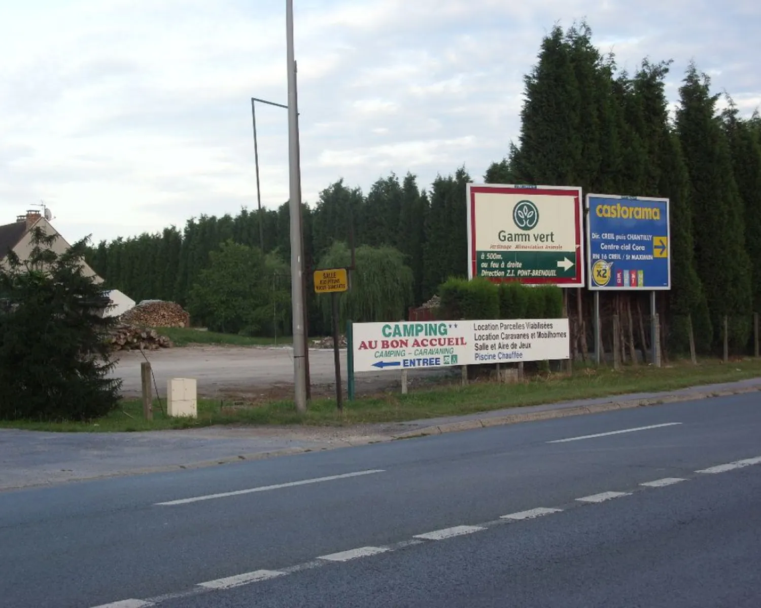 Au Bon Accueil en France - Spottocamp - Spottocamp