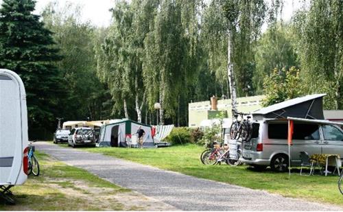 kleine kühlschränke für camping SMAD 3-Wege 40L Mini-Kühlschrank – Tragbarer Off-Grid Wohnmobil-Kühlschrank,  AC/DC/Propan – Smad EU main image 0
