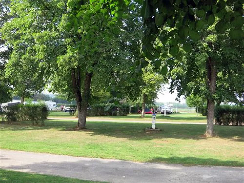 Camping Municipal Du Lac