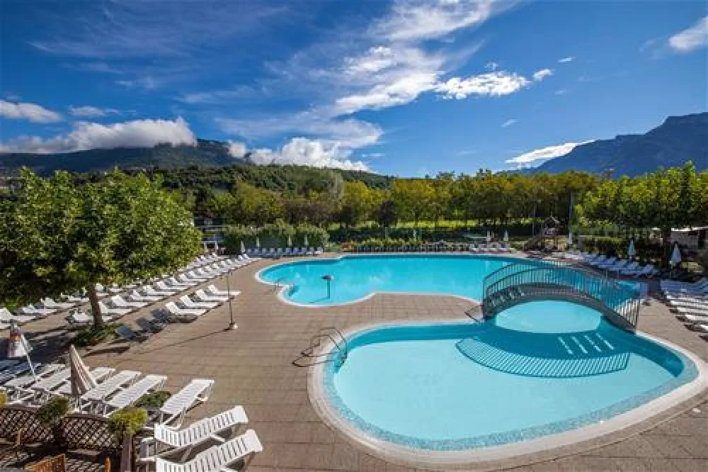 Camping Mario Village