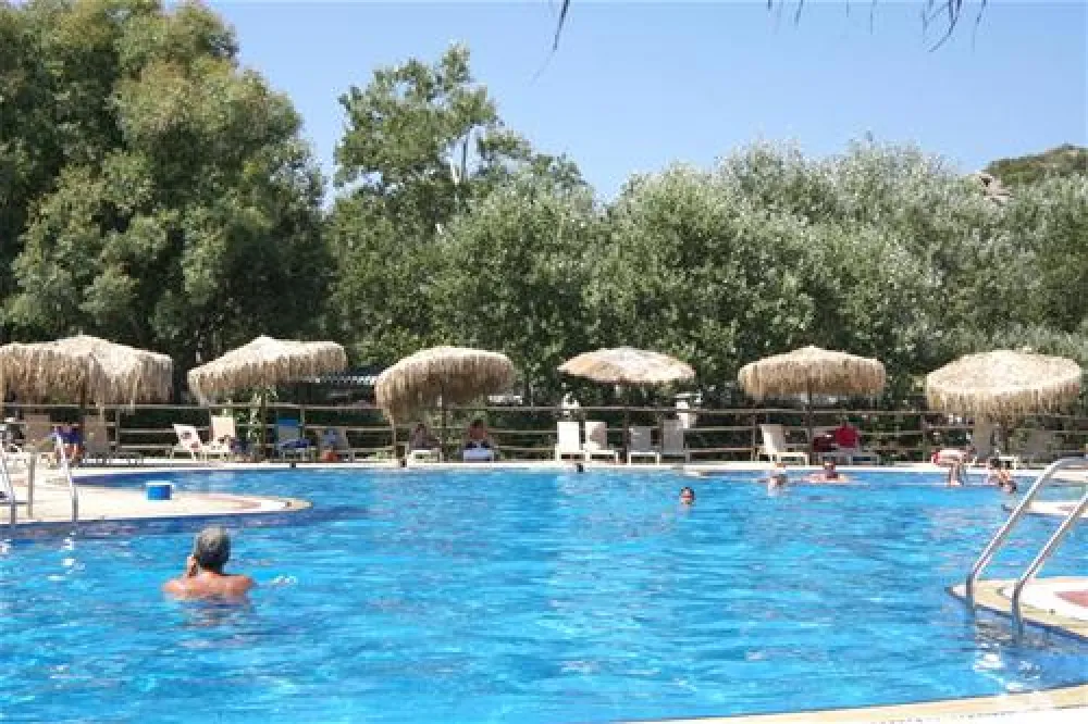 Thalatta Kalamitsi Village Camp