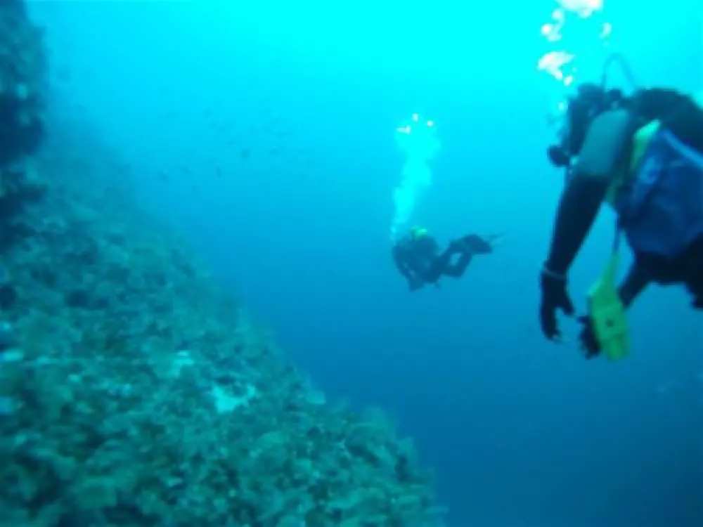 Thalatta Kalamitsi Village Camp