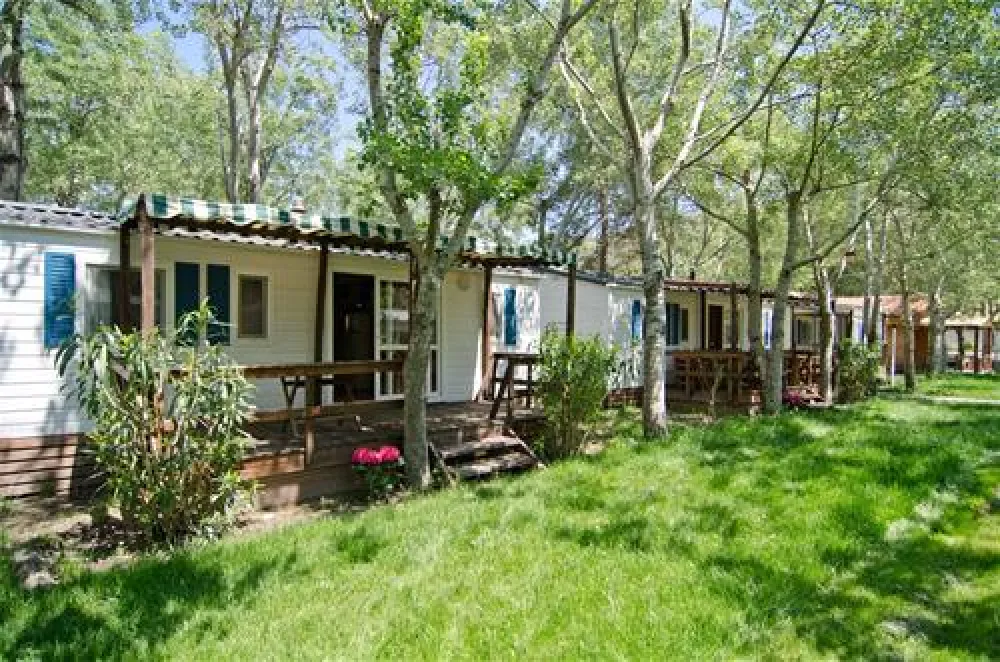 Thalatta Kalamitsi Village Camp