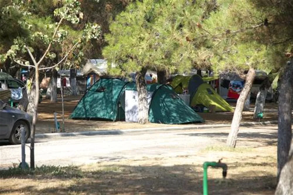 Thalatta Kalamitsi Village Camp